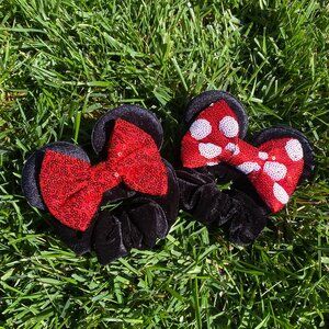 Minnie and Micky scrunchy